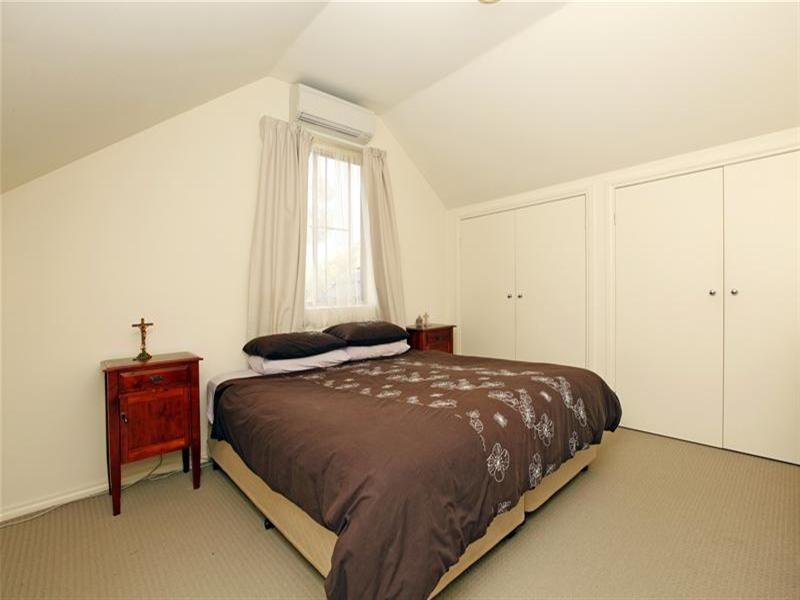 1/8 Tennyson Street, Watsonia VIC 3087