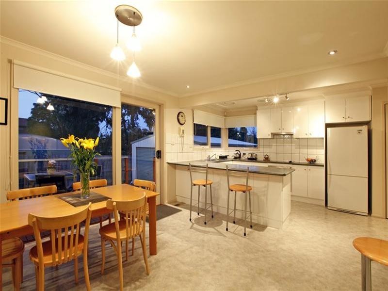 82 Gleeson Drive, Bundoora VIC 3083