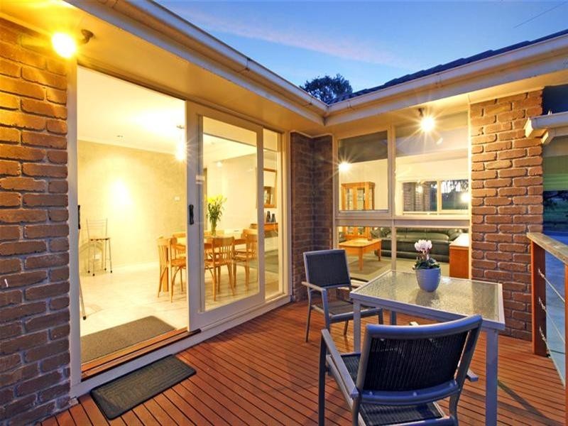 82 Gleeson Drive, Bundoora VIC 3083