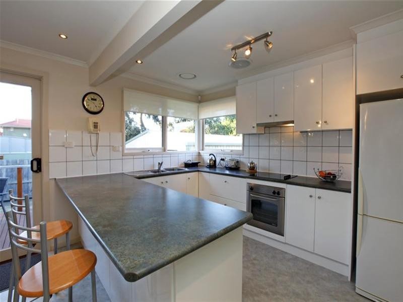 82 Gleeson Drive, Bundoora VIC 3083