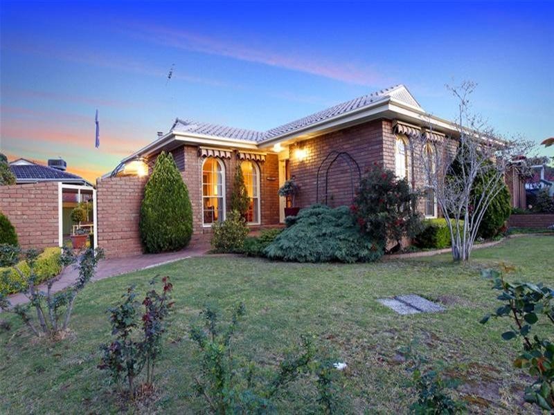 4 Witney Way, Bundoora VIC 3083