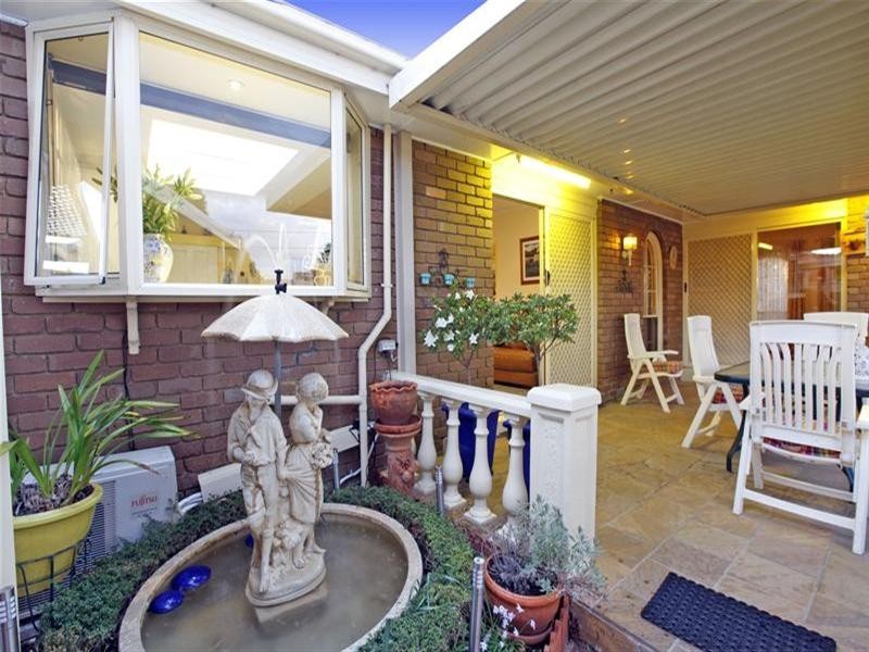 4 Witney Way, Bundoora VIC 3083