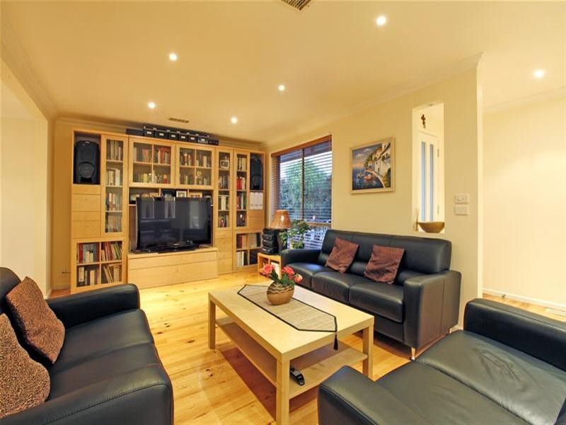 4 Virginia Crescent, Bundoora VIC 3083