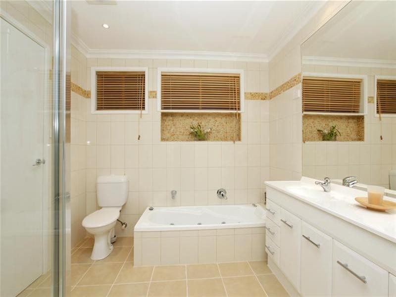 4 Virginia Crescent, Bundoora VIC 3083