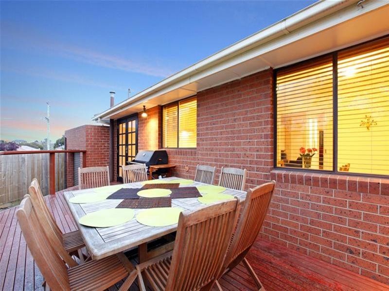4 Virginia Crescent, Bundoora VIC 3083