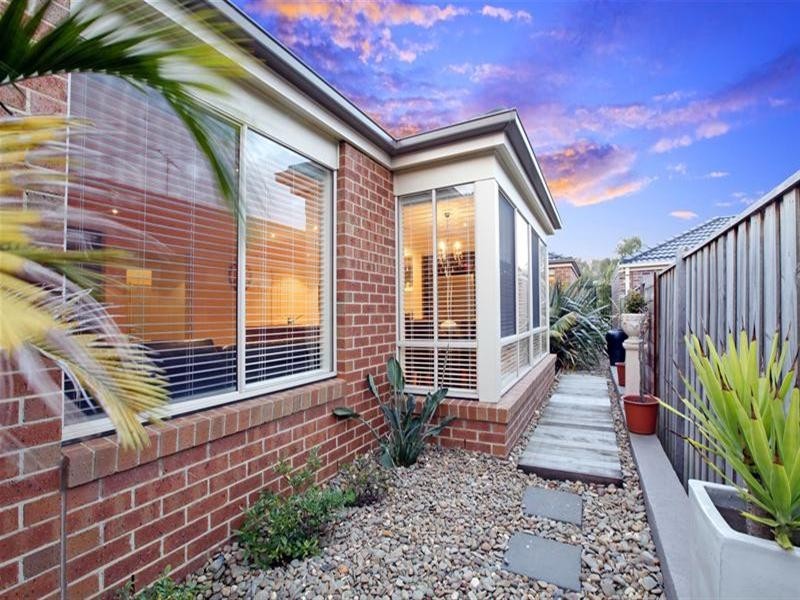 49 Vista Way, South Morang VIC 3752