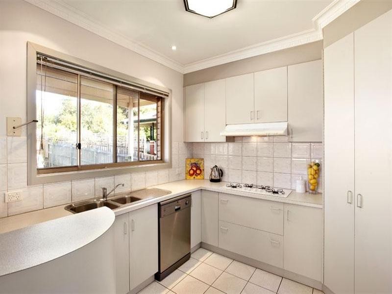 65 Telopea Crescent, Mill Park VIC 3082