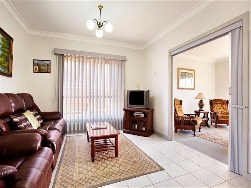 65 Telopea Crescent, Mill Park VIC 3082