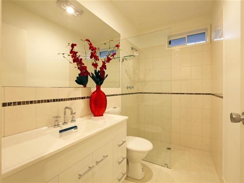 10 Moreton Crescent, Bundoora VIC 3083