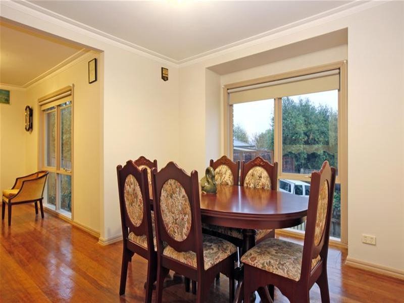 8 Myrtle Court, Watsonia North VIC 3087