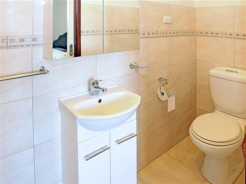 2 Edgewood Close, Thomastown VIC 3074