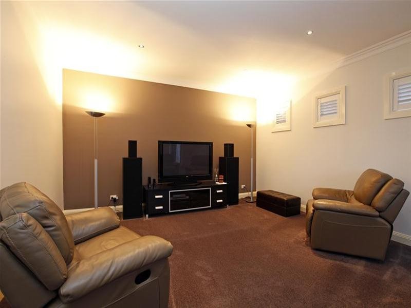 18 Kelty Terrace, Bundoora VIC 3083