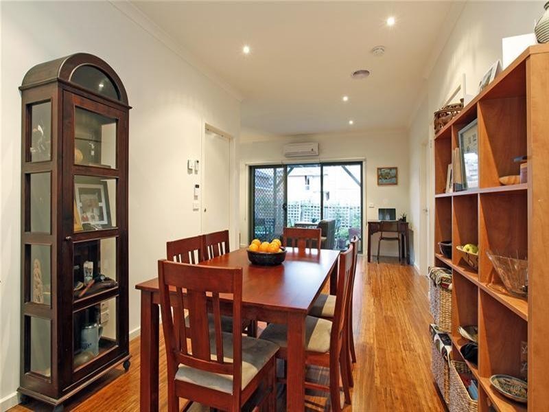 4/27 Miranda Road, Reservoir VIC 3073