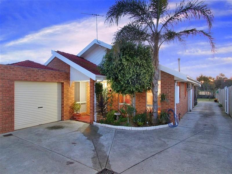 2/7 Chenies Street, Reservoir VIC 3073