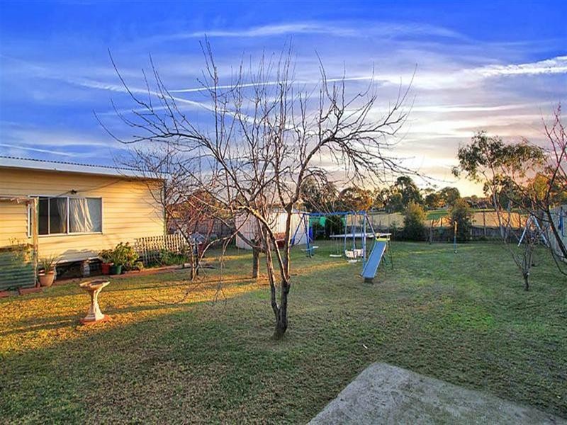 2/7 Chenies Street, Reservoir VIC 3073