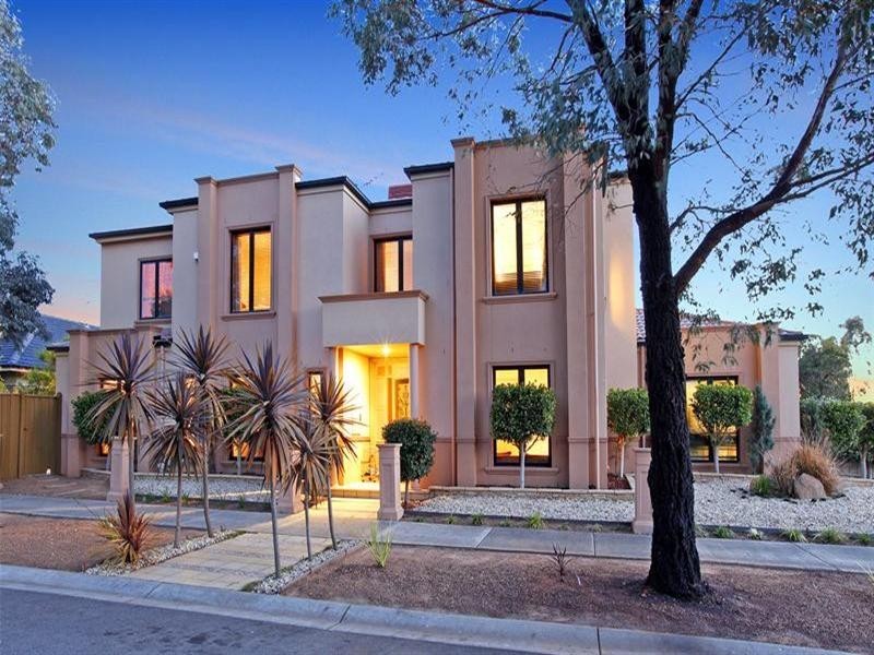 14 Birrali Way, South Morang VIC 3752