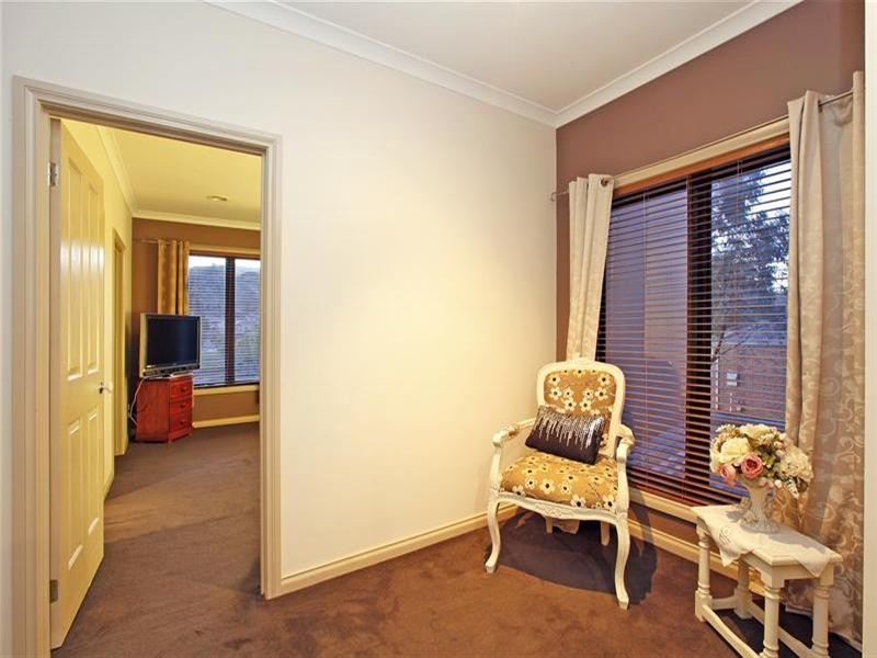 14 Birrali Way, South Morang VIC 3752