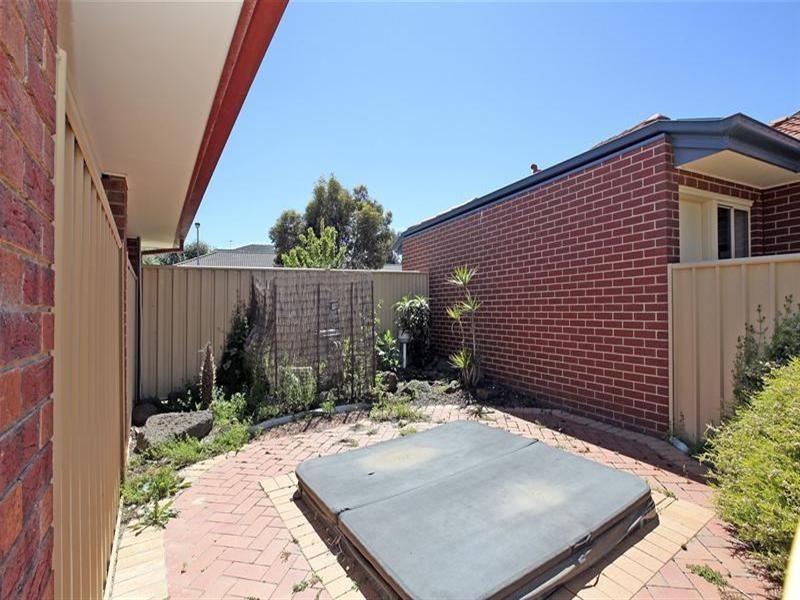 2 Inglewood Court, Mill Park VIC 3082