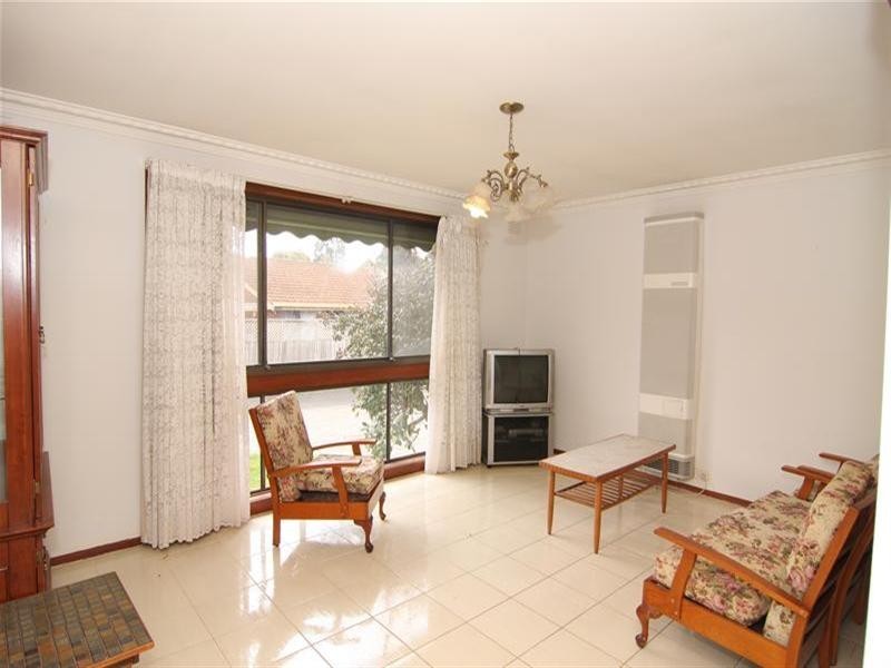 2/12 Merino Street, Reservoir VIC 3073