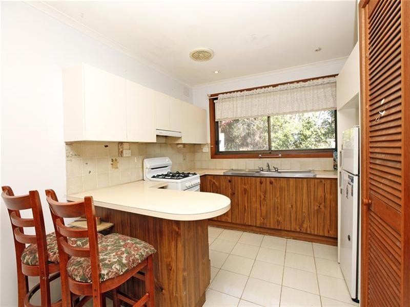 2/12 Merino Street, Reservoir VIC 3073