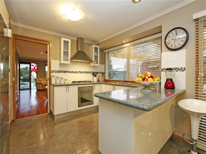 79 Thompson Circuit, Mill Park VIC 3082