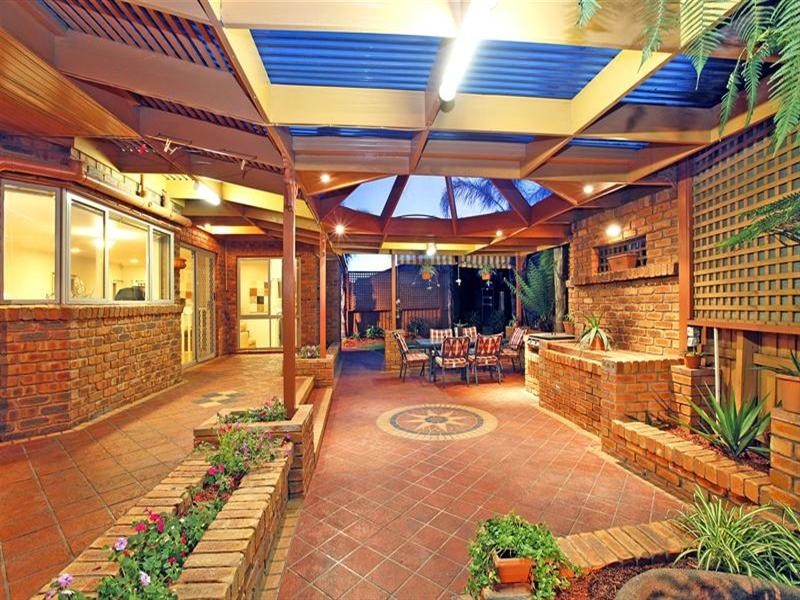 1 Charlotte Road, Mill Park VIC 3082