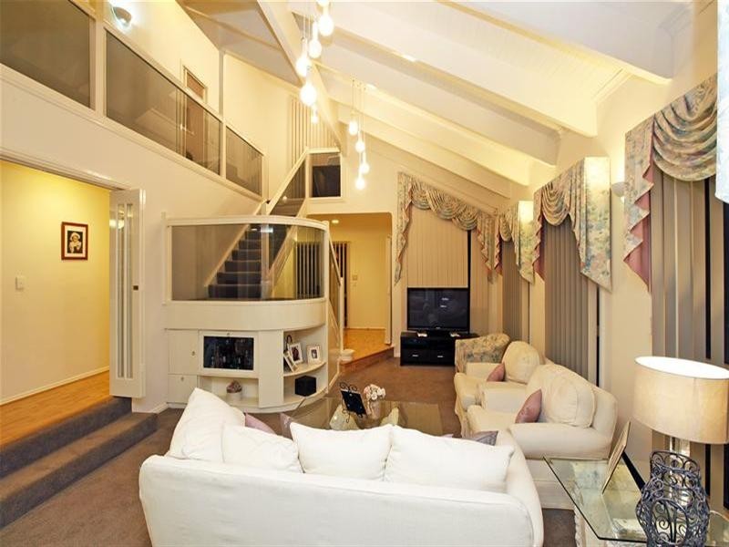 1 Charlotte Road, Mill Park VIC 3082