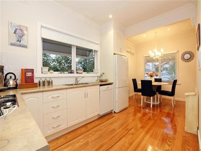 15 Doidge Street, Bundoora VIC 3083