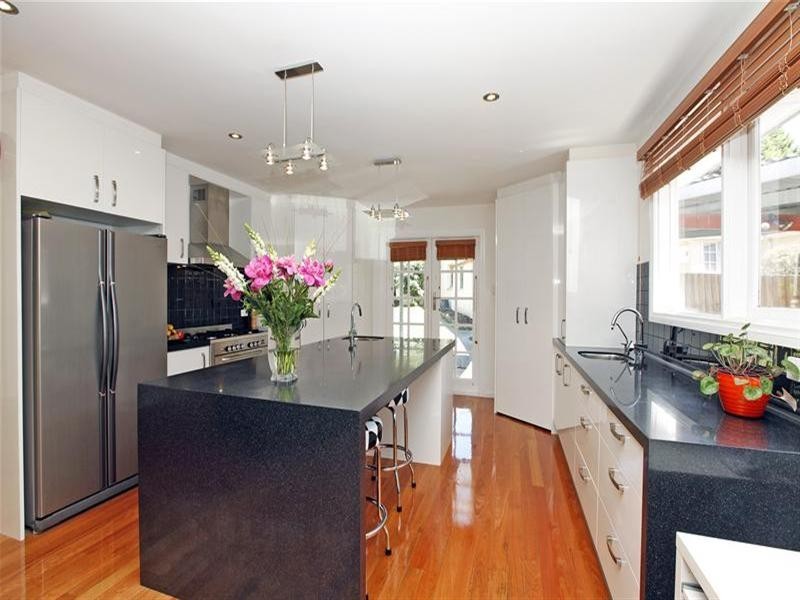 1 Dunn Street, Watsonia VIC 3087