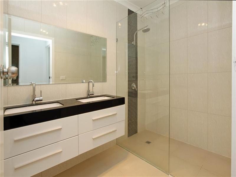 29 Janet Crescent, Bundoora VIC 3083