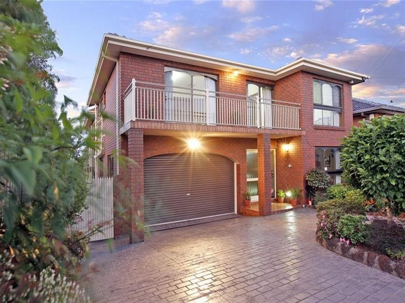 12 Kurrajong Crescent, Watsonia North VIC 3087