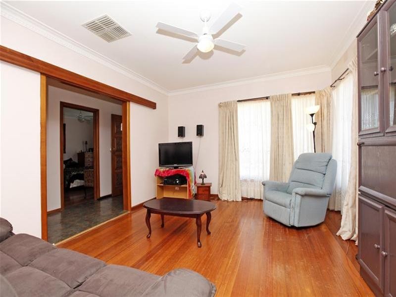 40 Elizabeth Drive, Lalor VIC 3075