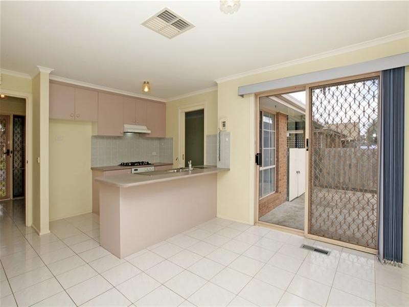 255 Betula Avenue, Mill Park VIC 3082