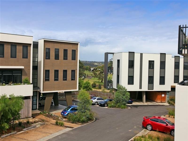 3/27 Princeton Terrace, Bundoora VIC 3083