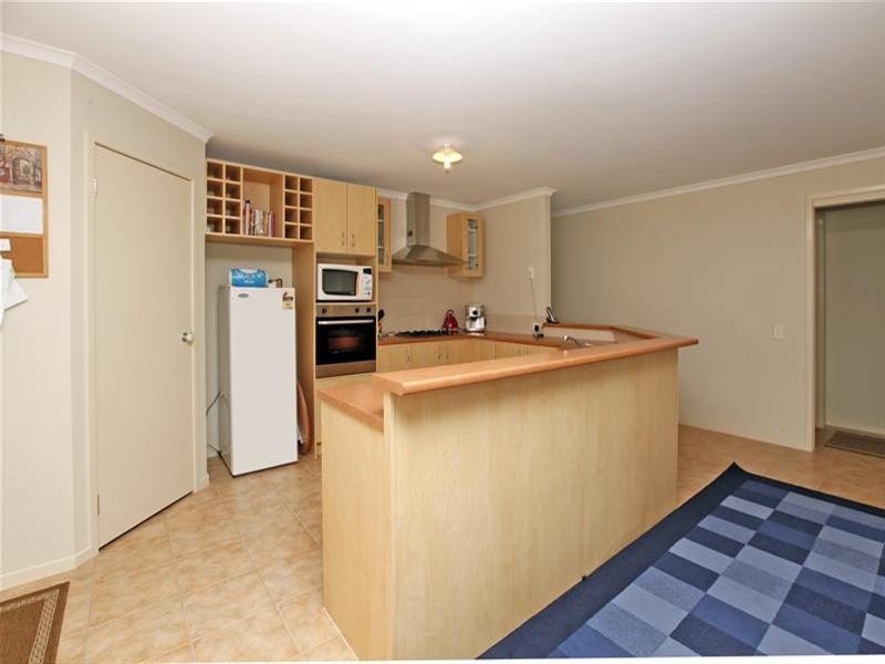 2 William Hovell Pass, Craigieburn VIC 3064