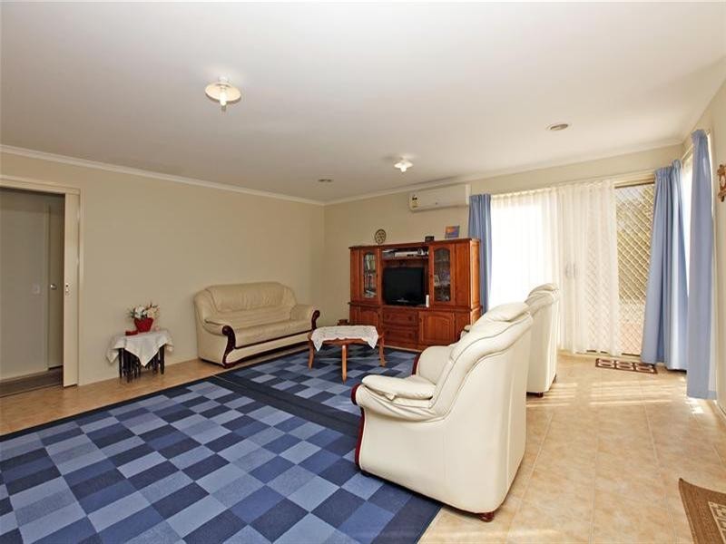 2 William Hovell Pass, Craigieburn VIC 3064