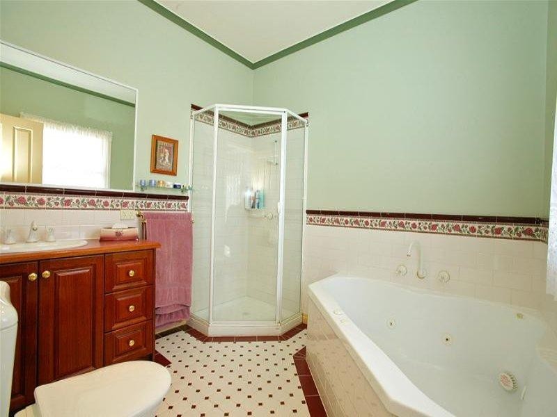 66 Stockdale Way, Mill Park VIC 3082