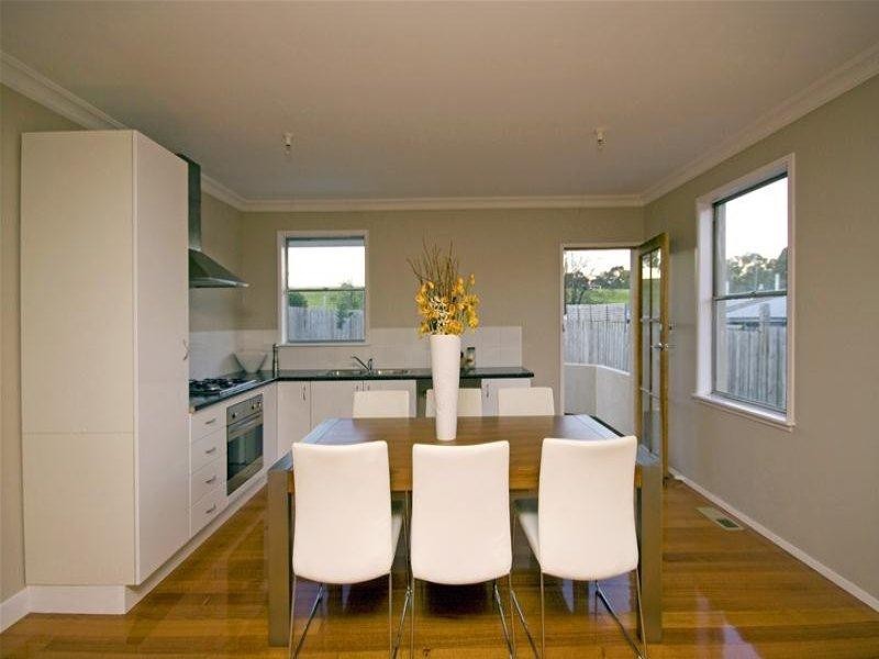 18 Gabonia Avenue, Watsonia VIC 3087