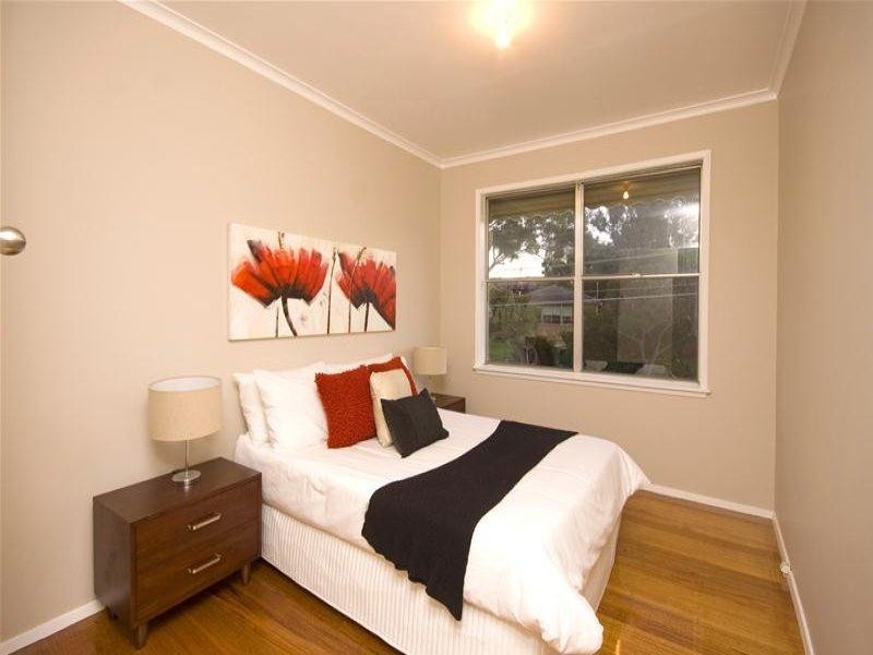 18 Gabonia Avenue, Watsonia VIC 3087