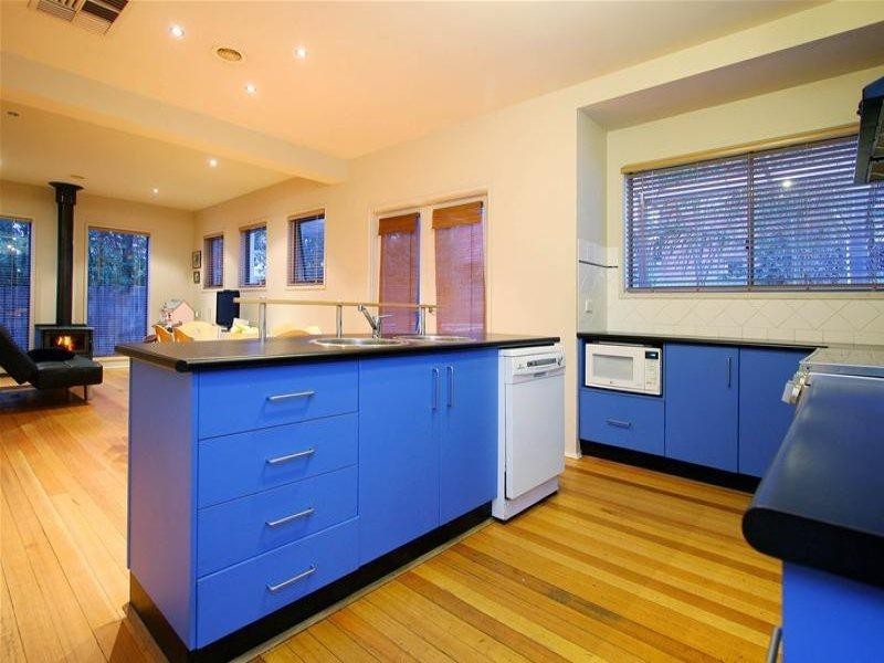 1 Woodlands Grove, Bundoora VIC 3083