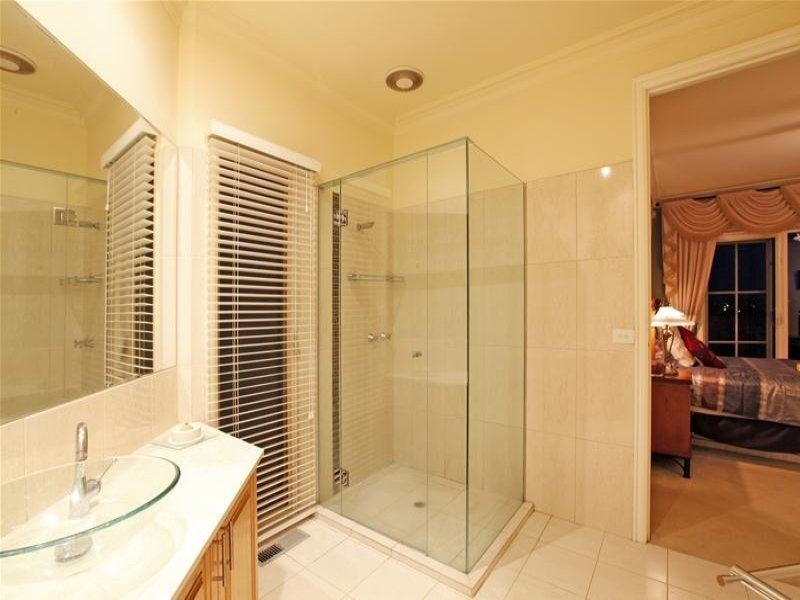 102 Edmund Rice Parade, Bundoora VIC 3083