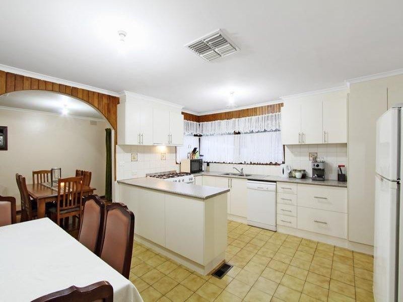 89 Cabernet Crescent, Bundoora VIC 3083