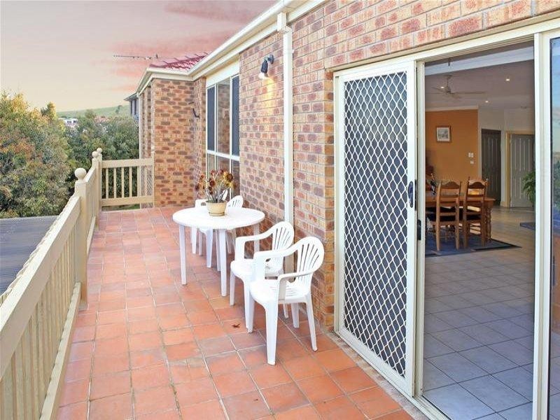 11 Lyons Rise, South Morang VIC 3752