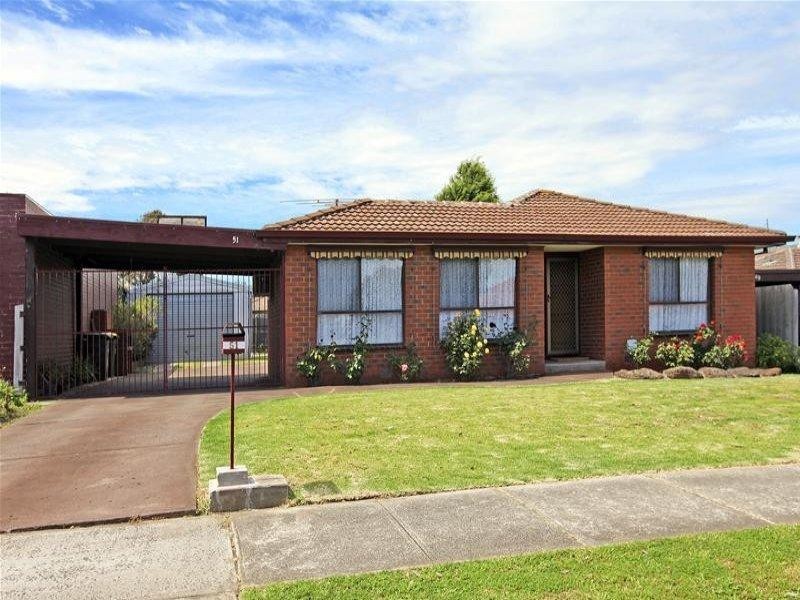 51 Freeman Crescent, Mill Park VIC 3082