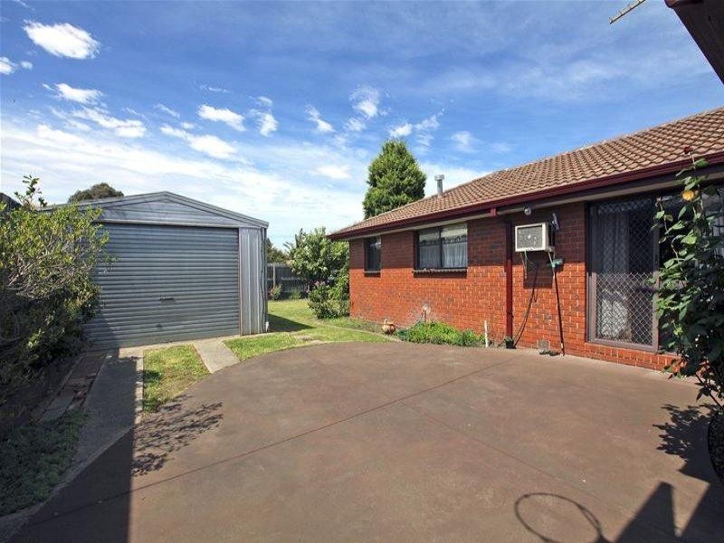 51 Freeman Crescent, Mill Park VIC 3082