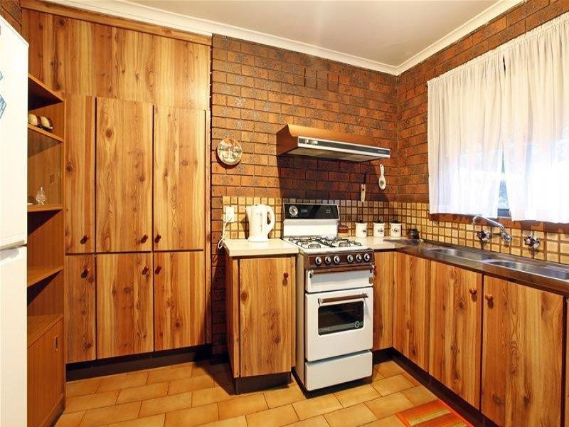 12 Kurrajong Crescent, Watsonia North VIC 3087