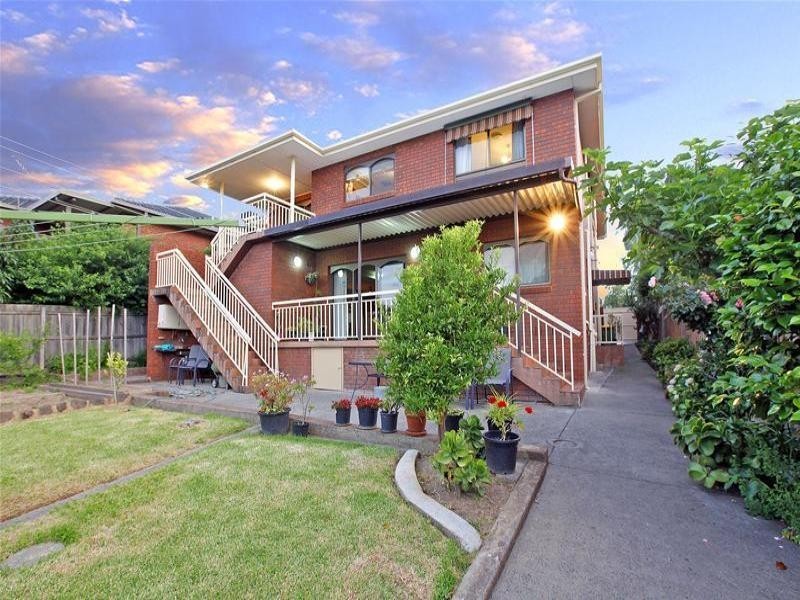 12 Kurrajong Crescent, Watsonia North VIC 3087