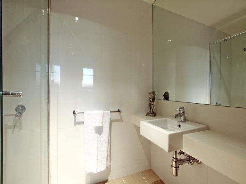 36 Chancellor Avenue, Bundoora VIC 3083