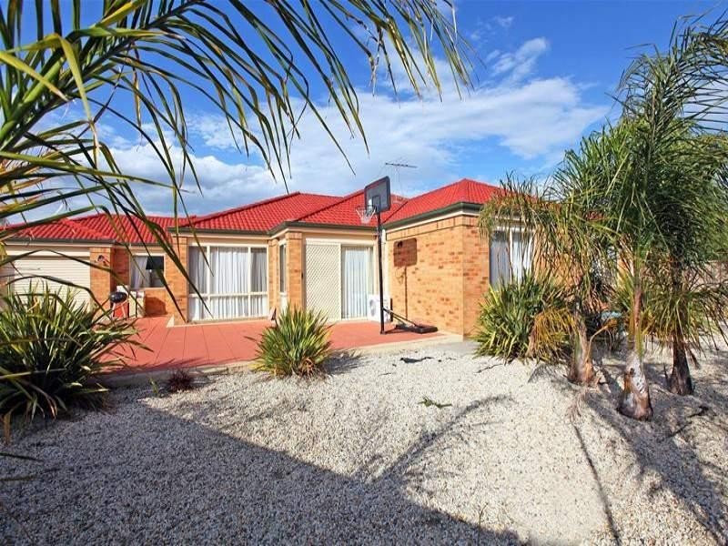 2 William Hovell Pass, Craigieburn VIC 3064