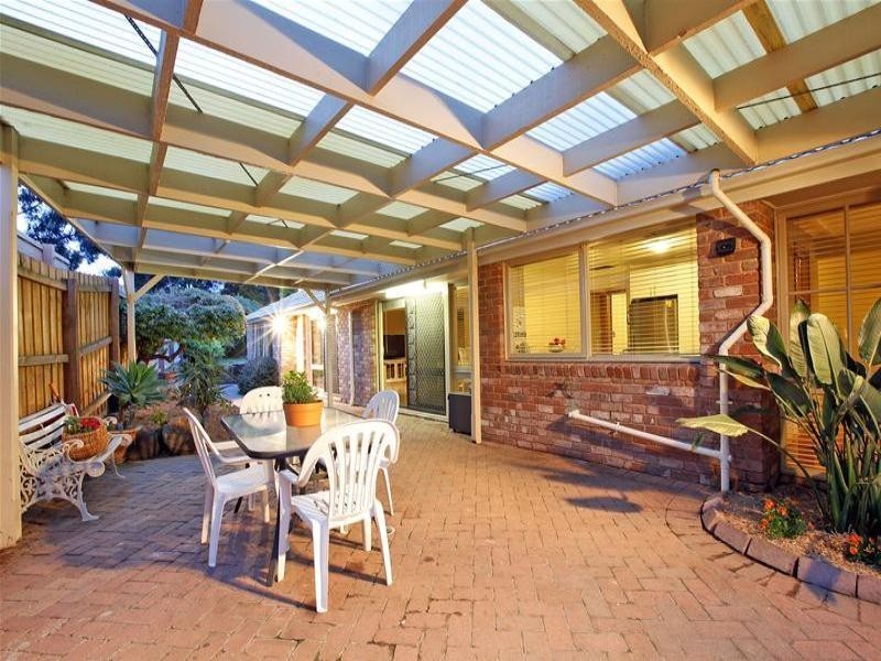 79 Thompson Circuit, Mill Park VIC 3082